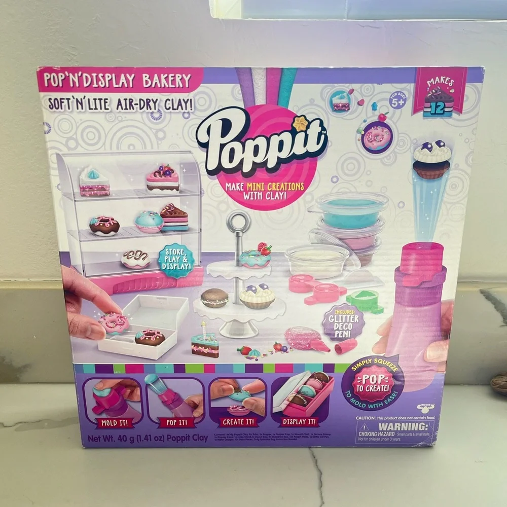 Poppit Pop n Display Bakery By Moose Toys Playset